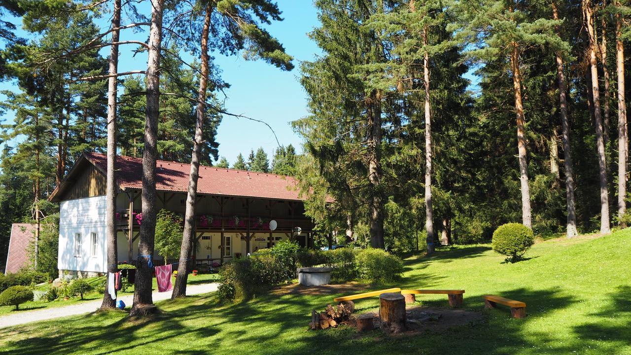 Отель Lojzovy Paseky Фримбурк Экстерьер фото